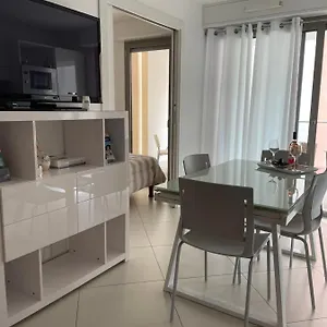  Appartement West Bay France